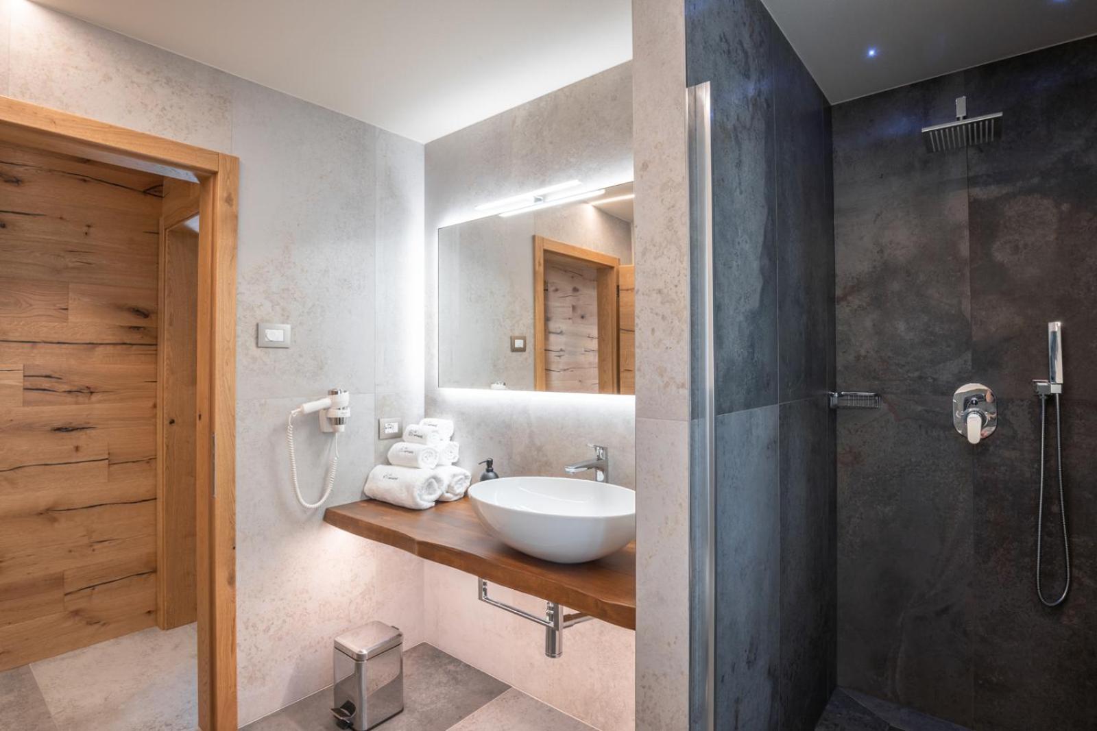 Ca' Leonardi - Valle Di Ledro Tiarno di Sotto Ngoại thất bức ảnh